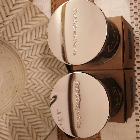 Bath and Body Works "Into The Night" HTF Black Single Wick Candles BUNDLE OF 2 - Picture 3 of 3